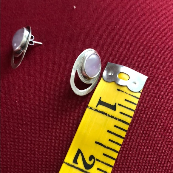 Cabochon light pink opal sterling silver earrings - Picture 4 of 5